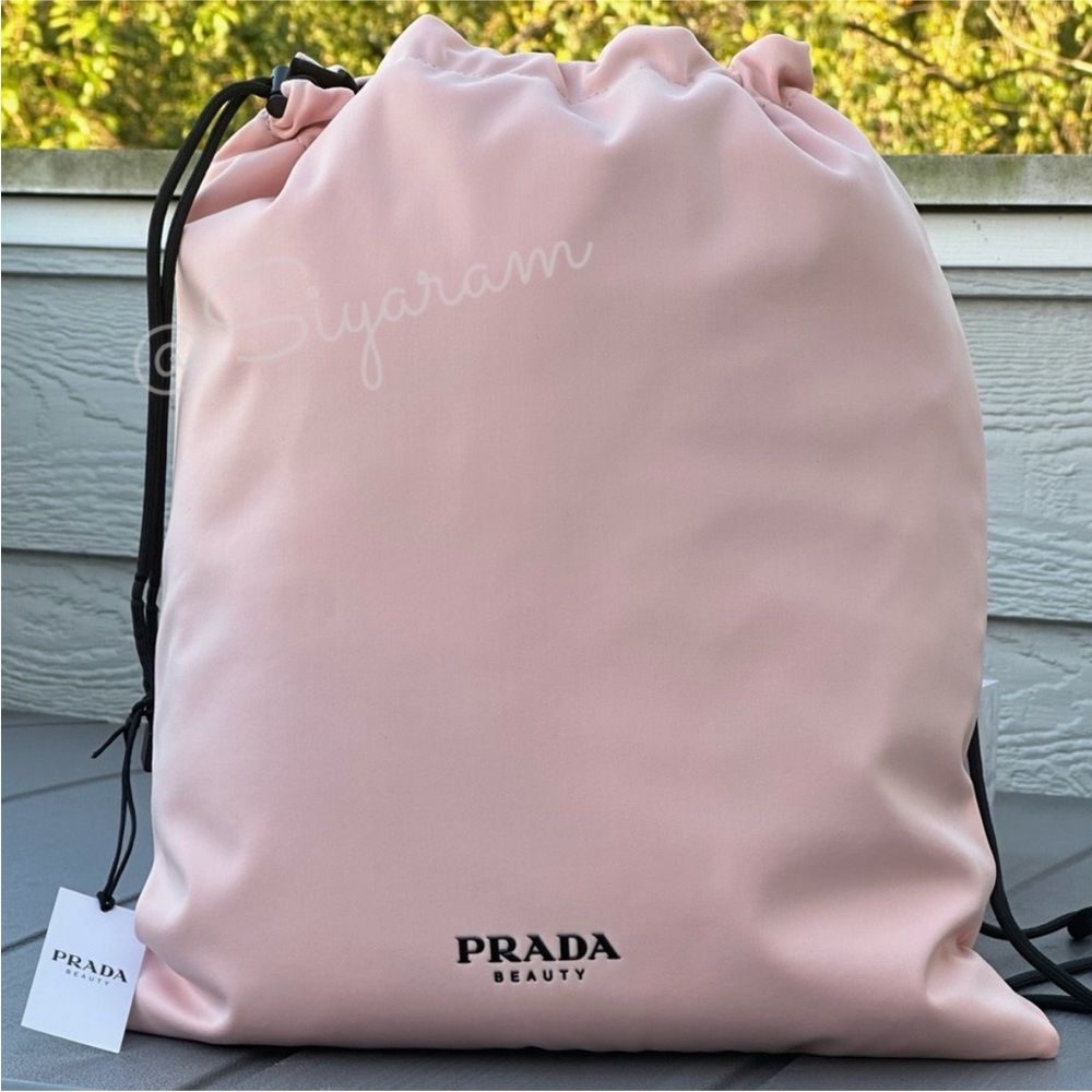 Prada backpack - Picture 5 of 9